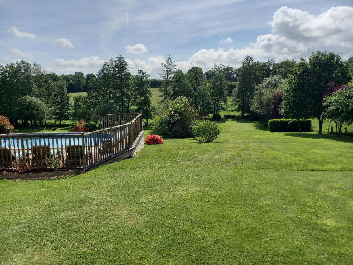 La Gasteboisiere With Swimming Pool And Games Room Le Mesnil-Adelee Экстерьер фото